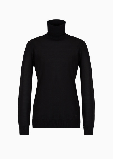 Гольф Regular Fit: класичний крій, середня свобода рухів.
