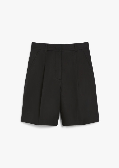 Шорты Regular Fit: классический крой, средняя свобода движений. Высокая