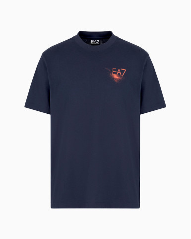 Футболка Regular Fit: класичний крій, середня свобода рухів.