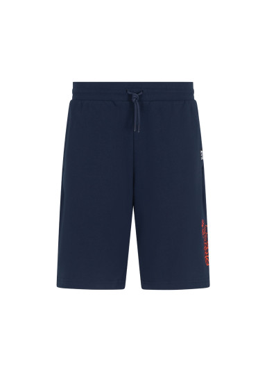 Шорты Regular Fit: классический крой, средняя свобода движений.
