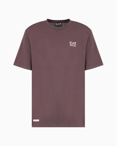 Футболка Regular Fit: класичний крій, середня свобода рухів.