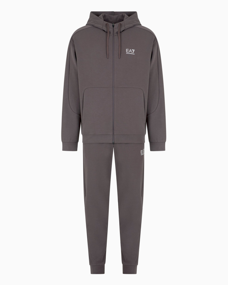 Спортивний костюм Regular Fit: класичний крій, середня свобода рухів.