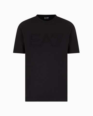 Футболка Regular Fit: классический крой, средняя свобода движений.