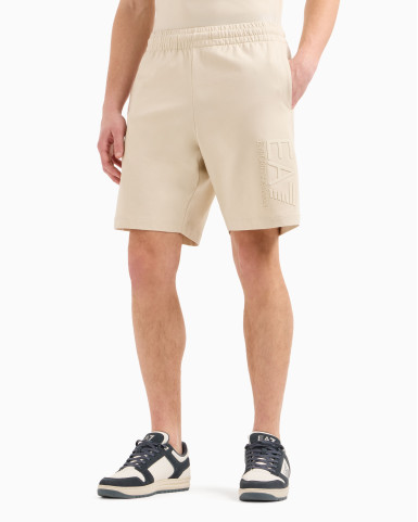 Шорты Regular Fit: классический крой, средняя свобода движений.
