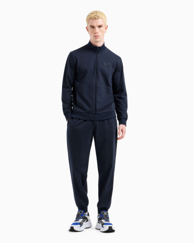 Спортивний костюм Regular Fit: класичний крій, середня свобода рухів.