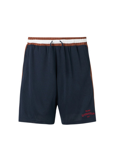 Шорты Relaxed Fit: свободный крой для максимального комфорта.