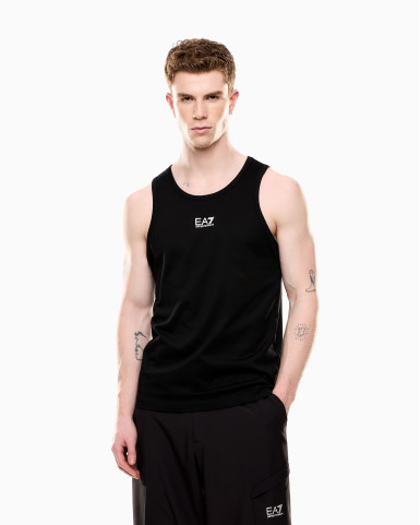 Майка Regular Fit: классический крой, средняя свобода движений.