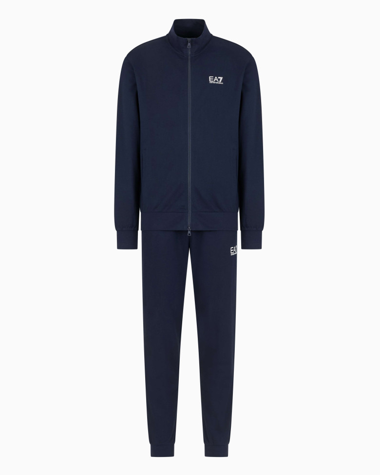Спортивний костюм Regular Fit: класичний крій, середня свобода рухів.