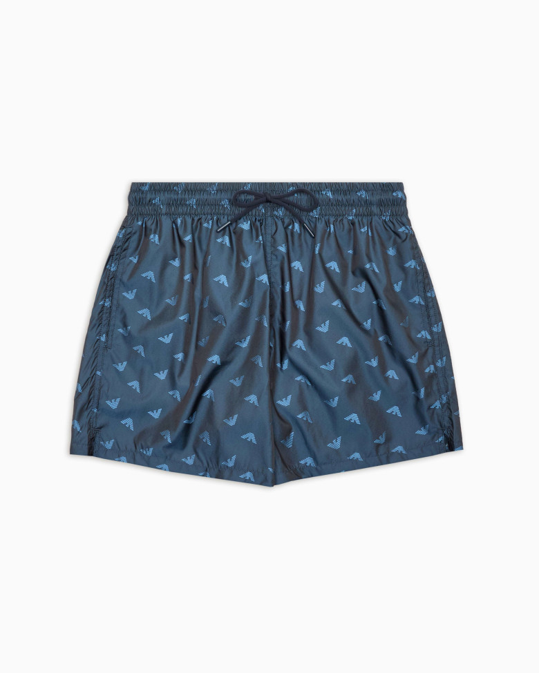 Шорти Regular Fit: класичний крій, середня свобода рухів.