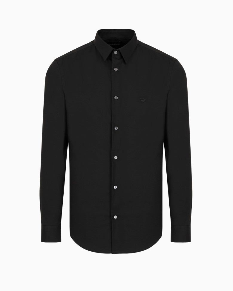 сорочка ділова Slim Fit: приталений силует, але не надто вузький.