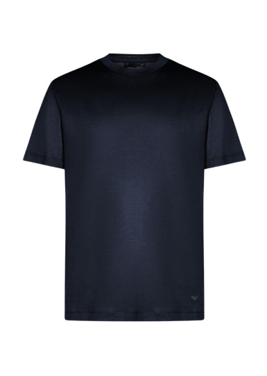 Футболка Regular Fit: классический крой, средняя свобода движений.