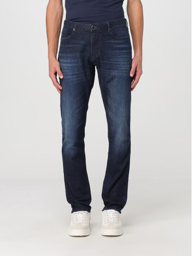 Джинсы Slim Slim Fit: приталенный силуэт, но не слишком узкий. Низкая