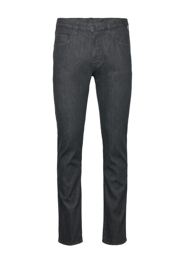 Джинси Slim Slim Fit: приталений силует, але не надто вузький. Низька