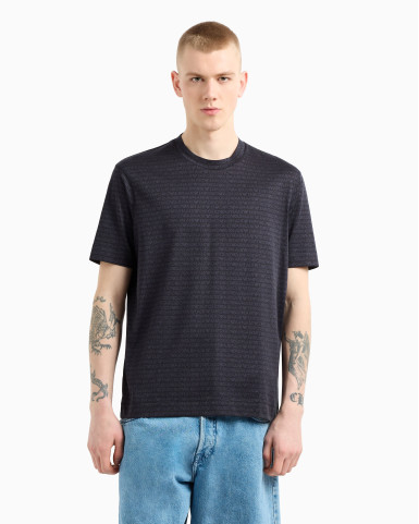 Футболка Regular Fit: класичний крій, середня свобода рухів.