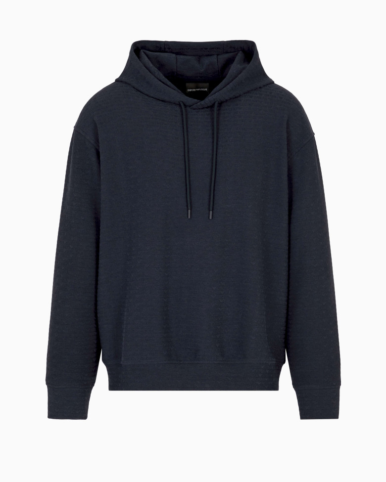 Худи Regular Fit: классический крой, средняя свобода движений.
