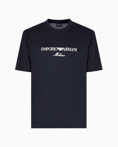 Футболка Regular Fit: класичний крій, середня свобода рухів.