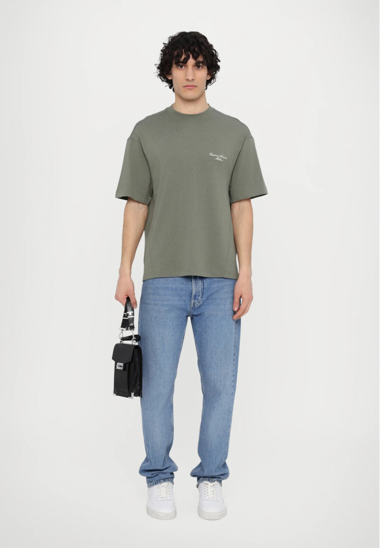 Футболка Relaxed Fit для чоловіків (479015), колір Оливковий - №3
