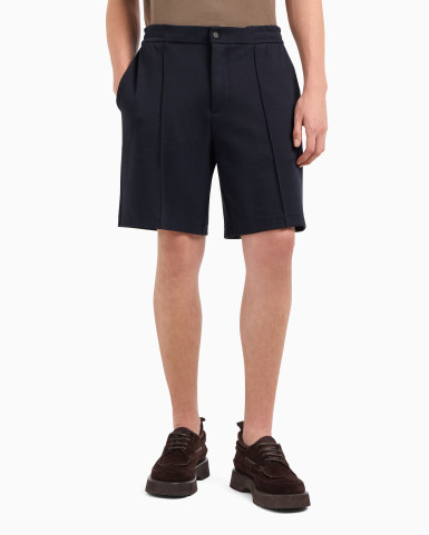 Шорты Regular Fit: классический крой, средняя свобода движений.