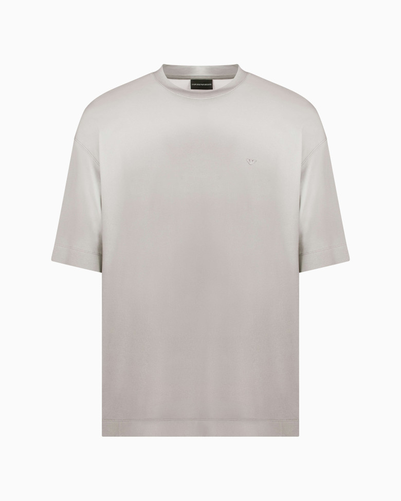 Футболка Relaxed Fit: свободный крой для максимального комфорта.