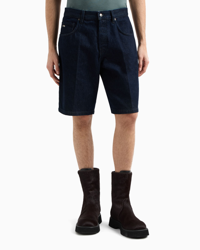Шорты джинсовые Regular Fit: классический крой, средняя свобода движений.