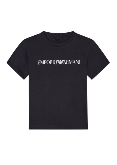 Футболка Slim Fit: приталенный силуэт, но не слишком узкий.