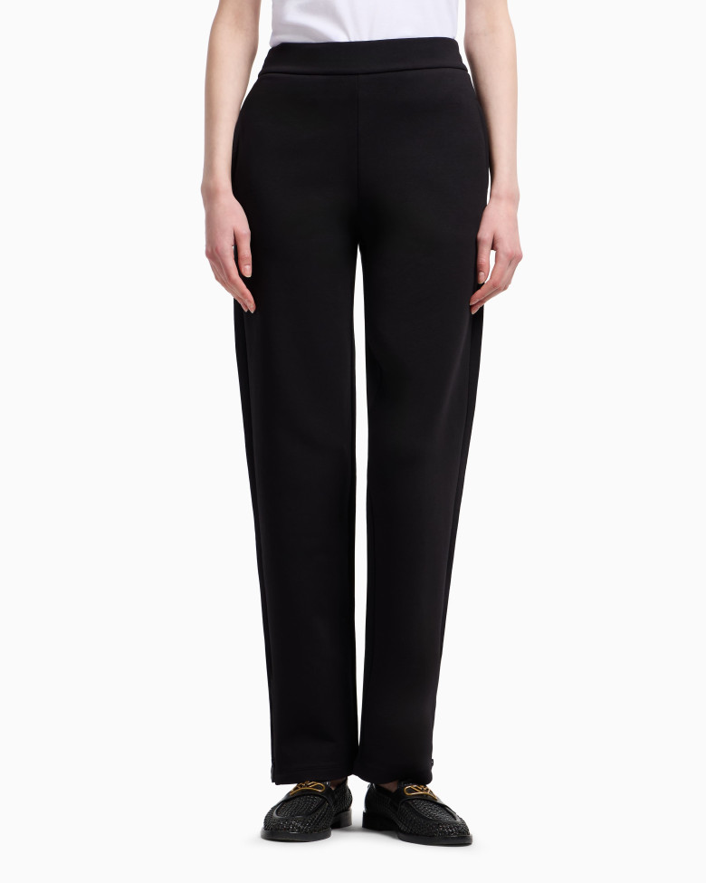 Брюки джерси Regular Fit: классический крой, средняя свобода движений. Средняя