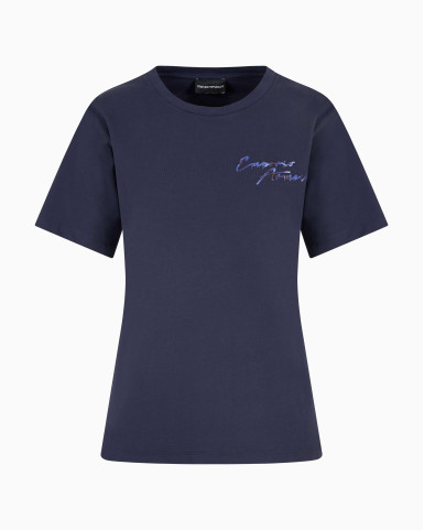 Футболка Regular Fit: класичний крій, середня свобода рухів.