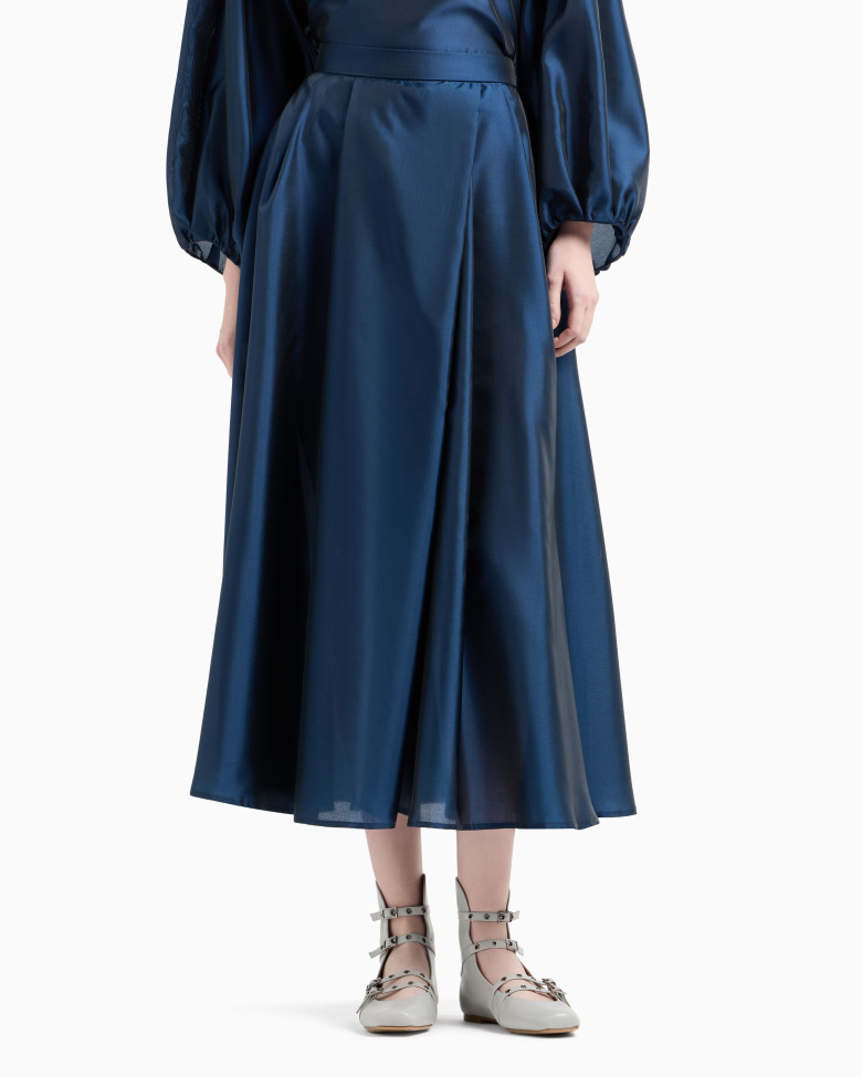 Юбка макси Relaxed Fit: свободный крой для максимального комфорта.