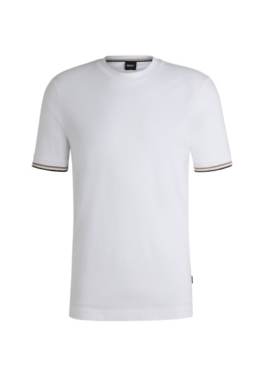 Футболка Regular Fit: классический крой, средняя свобода движений.