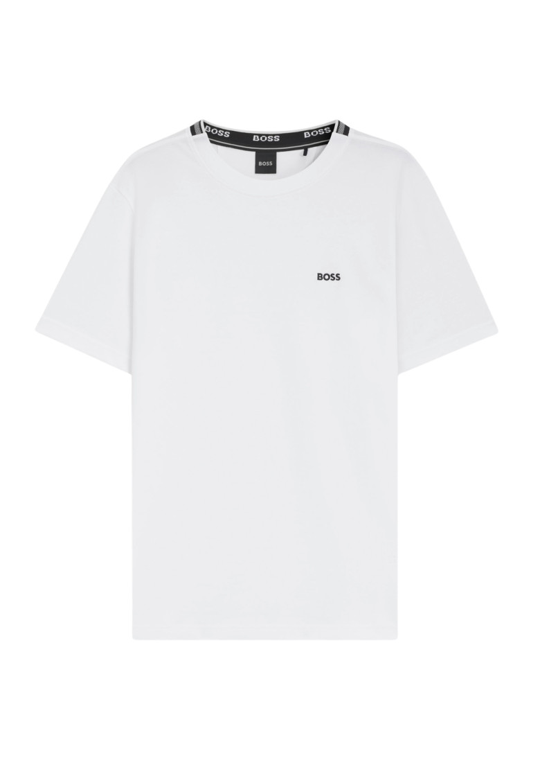 Футболка Regular Fit: классический крой, средняя свобода движений.