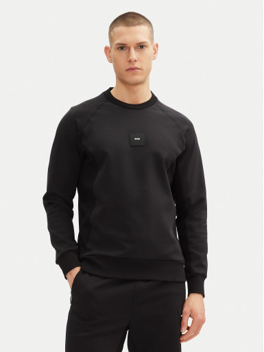Толстовка Regular Fit: классический крой, средняя свобода движений.