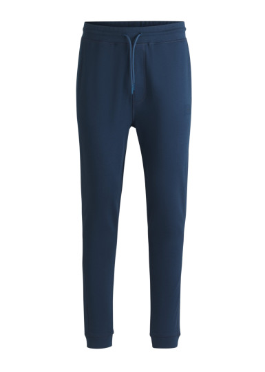 Спортивные брюки Regular Fit: классический крой, средняя свобода движений. Высокая