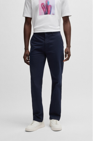 Брюки chinos Regular Fit: класичний крій, середня свобода рухів. Середня