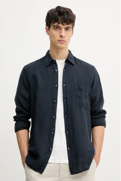 Сорочка повседневная Regular Fit: классический крой, средняя свобода движений.