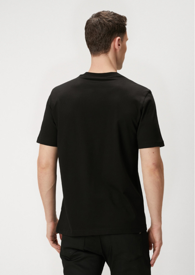 Футболка Regular fit для чоловіків (479620), колір Чорний - №3