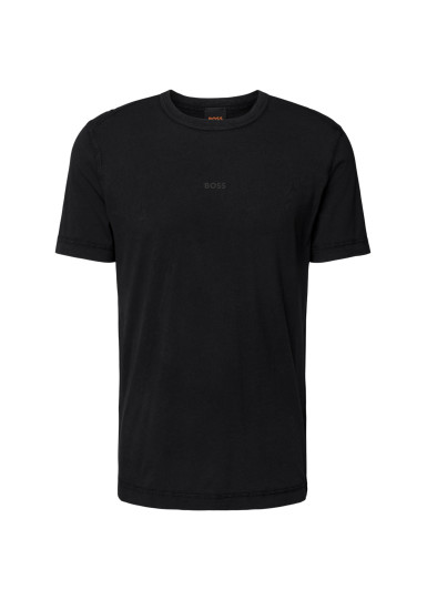 Футболка Regular Fit: классический крой, средняя свобода движений.