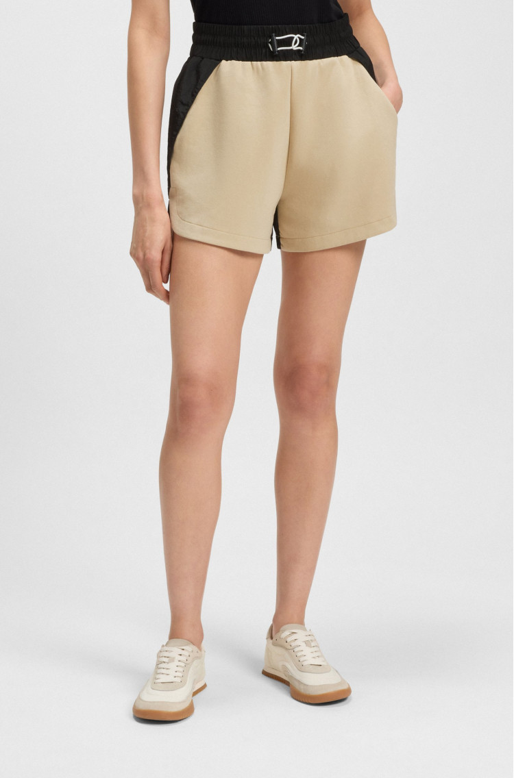 Шорти Slim Fit для жінок (479693), колір Бежевий - №2