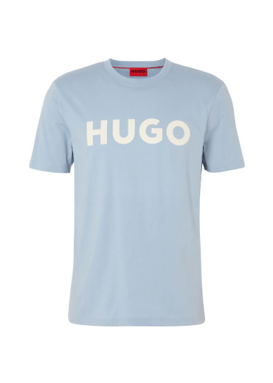 Футболка Regular Fit: классический крой, средняя свобода движений.