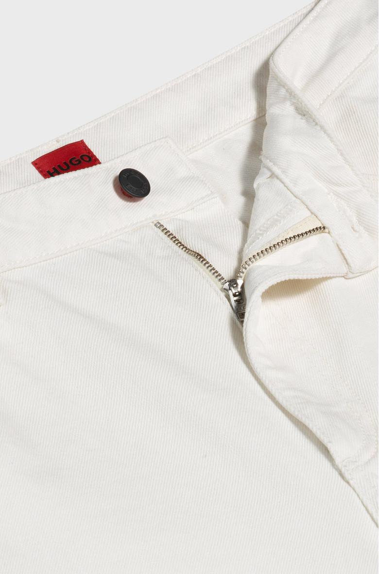 Джинсы Regular Regular Fit: классический крой, средняя свобода движений. Высокая