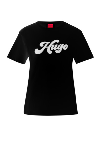 Футболка Regular Fit: классический крой, средняя свобода движений.