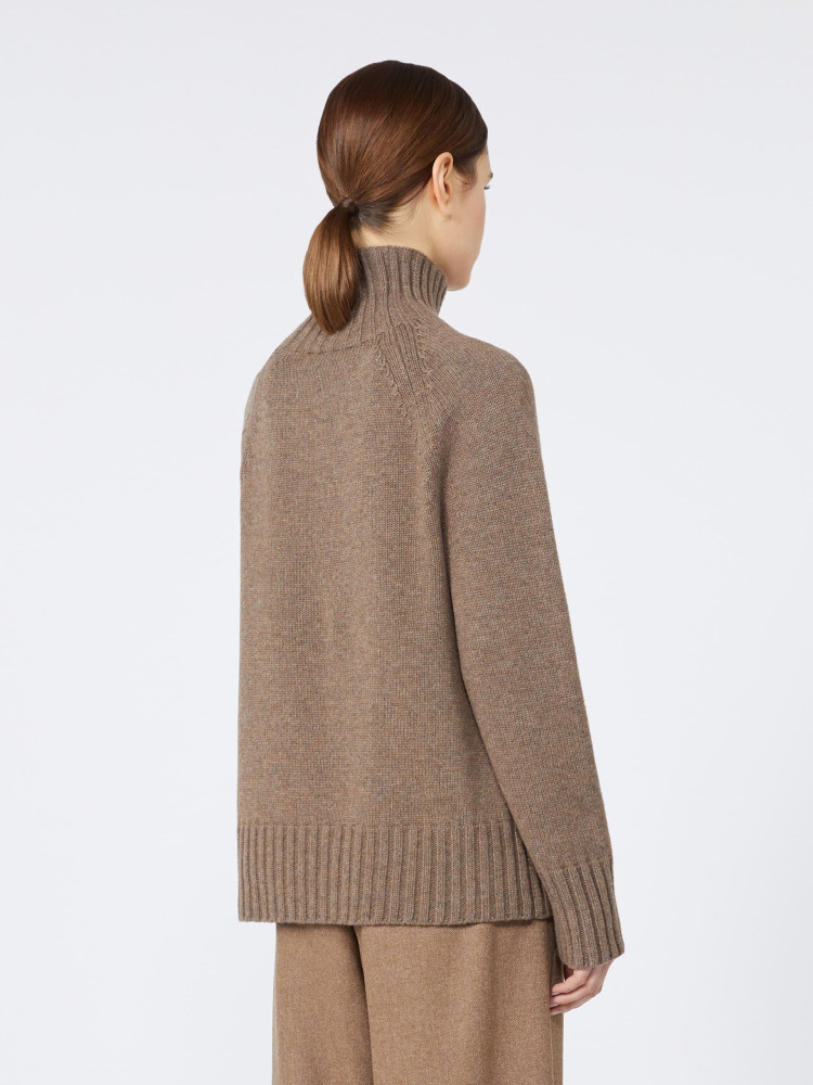 Светр Regular Fit для жінок (482461), колір Коричневий - №4