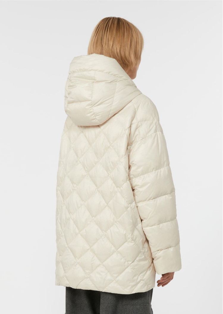 Пуховик тонкий Regular Fit для жінок (482483), колір Молочний - №3