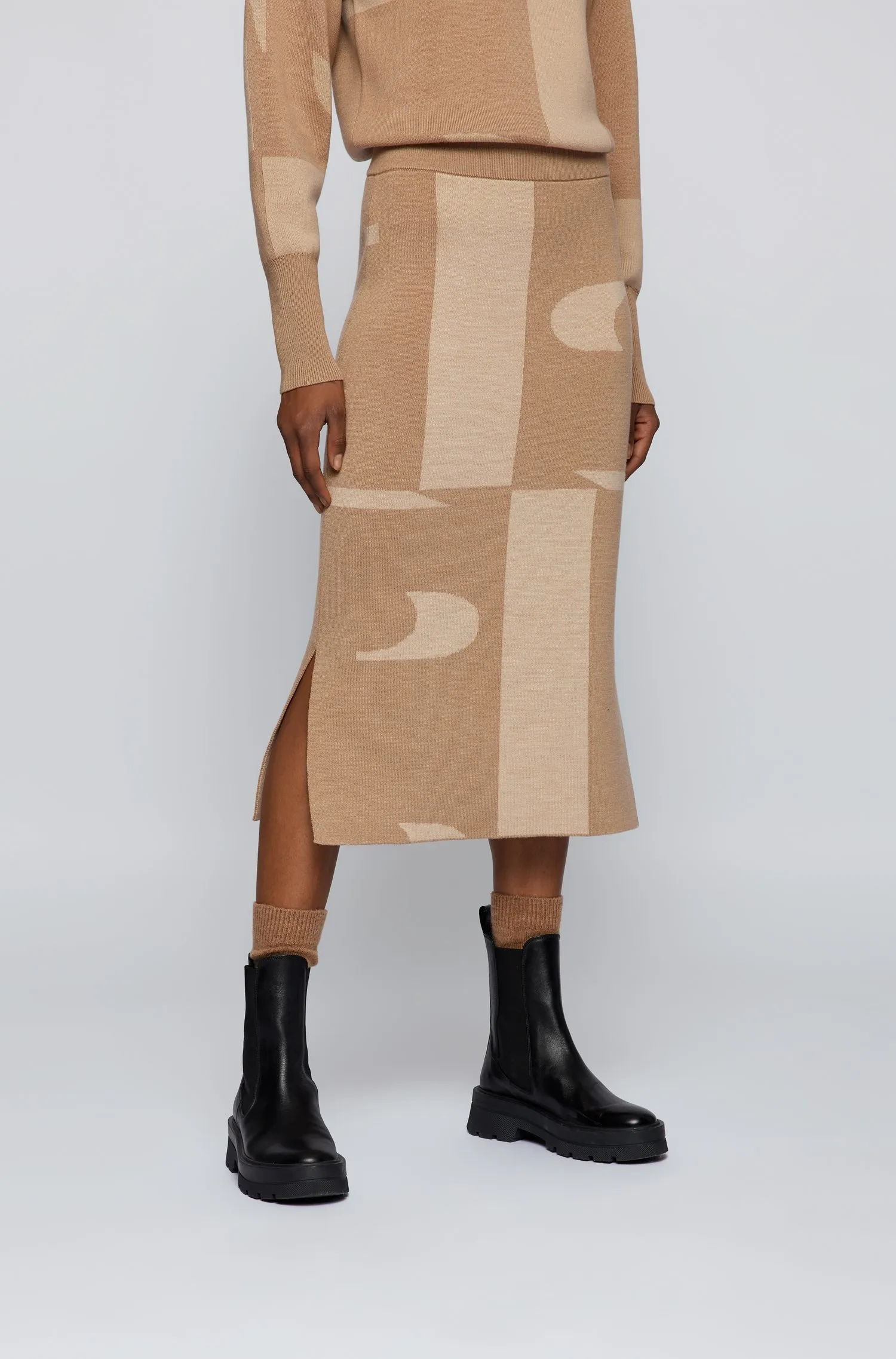 Спідниця міді Slim Fit