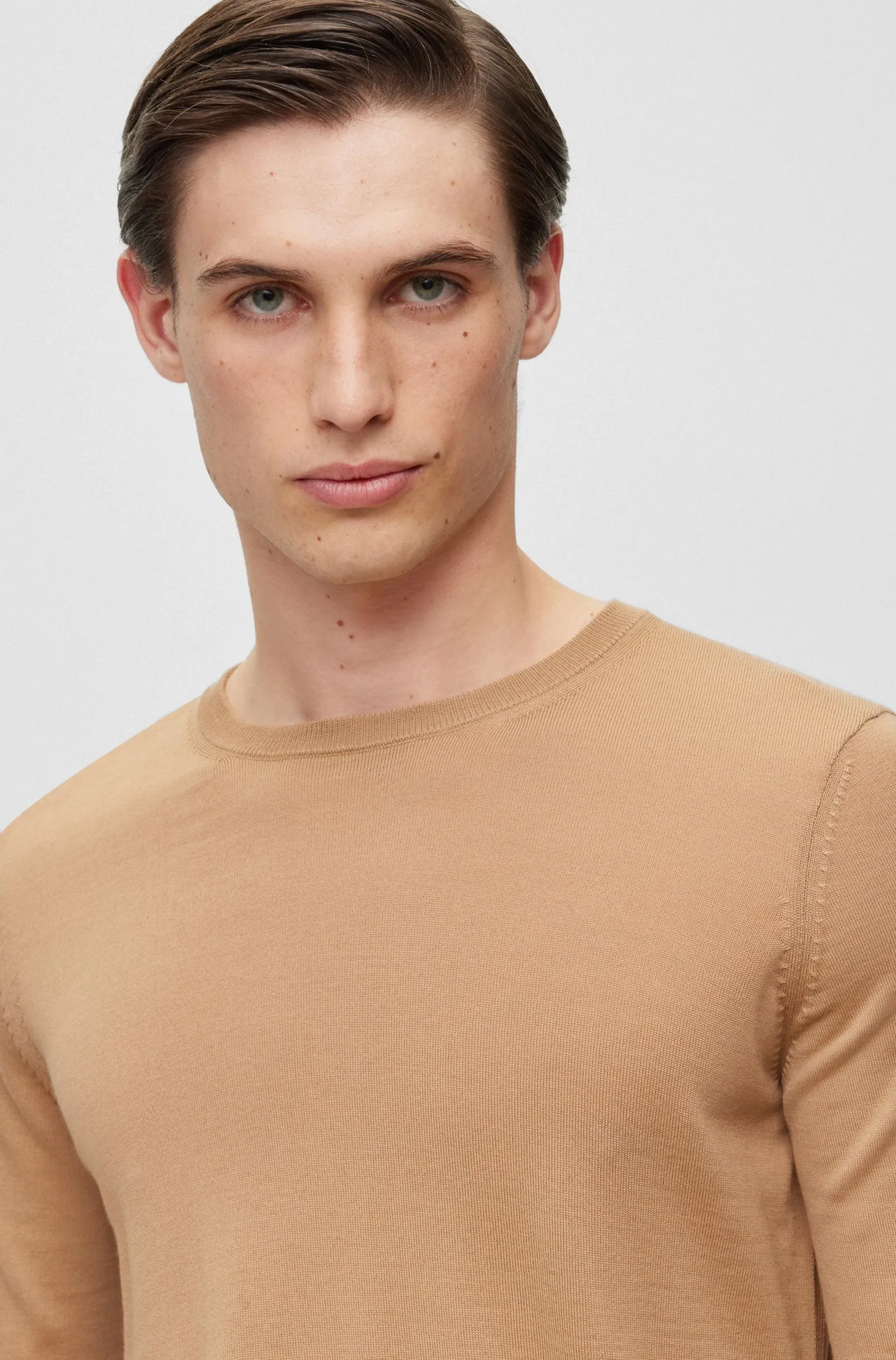 Джемпер Slim Fit для чоловіків (473837), колір Бежевий - №5