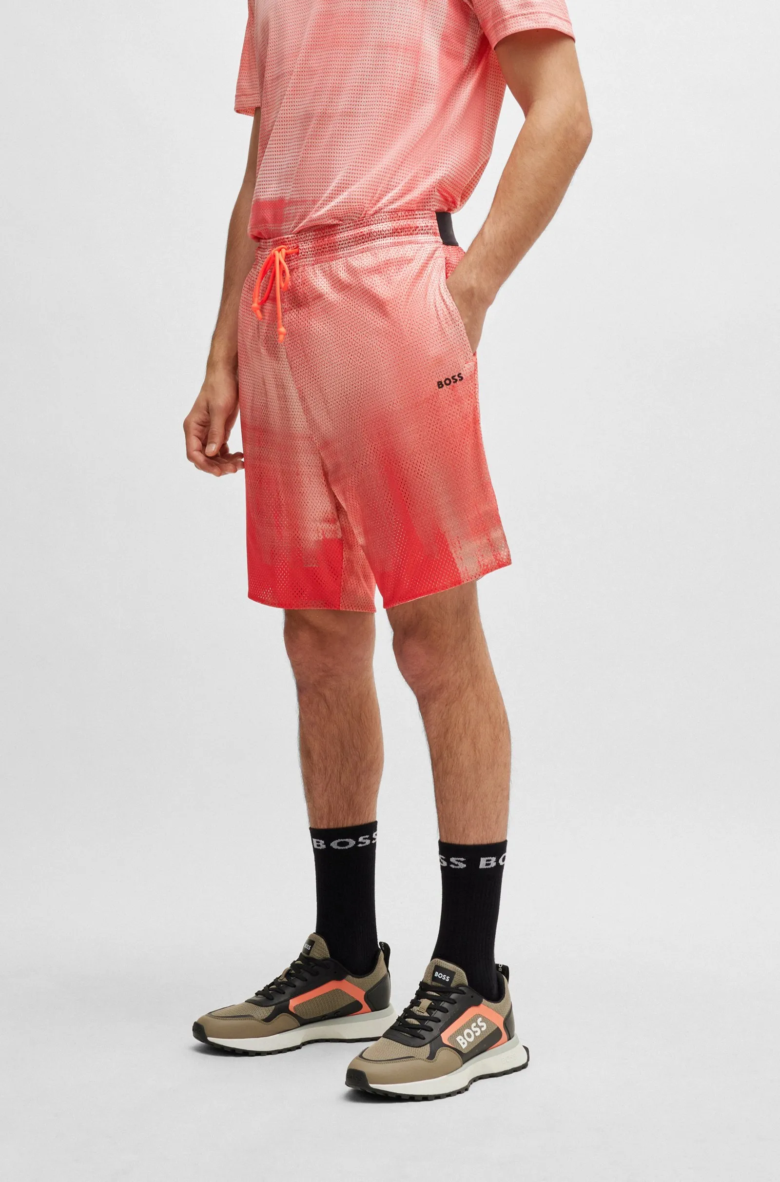 Шорти Slim Fit для чоловіків (475233), колір Рожевий - №3