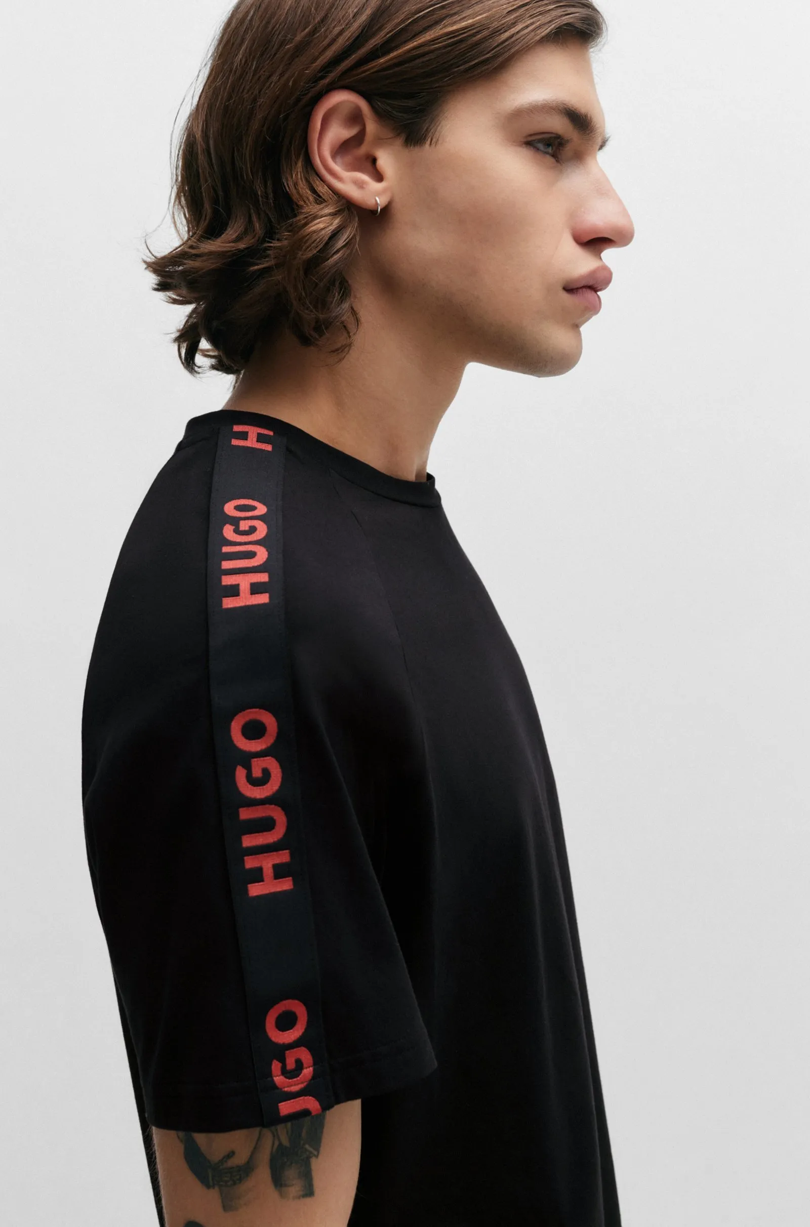 Футболка Relaxed Fit для чоловіків (476218), колір Чорний - №5