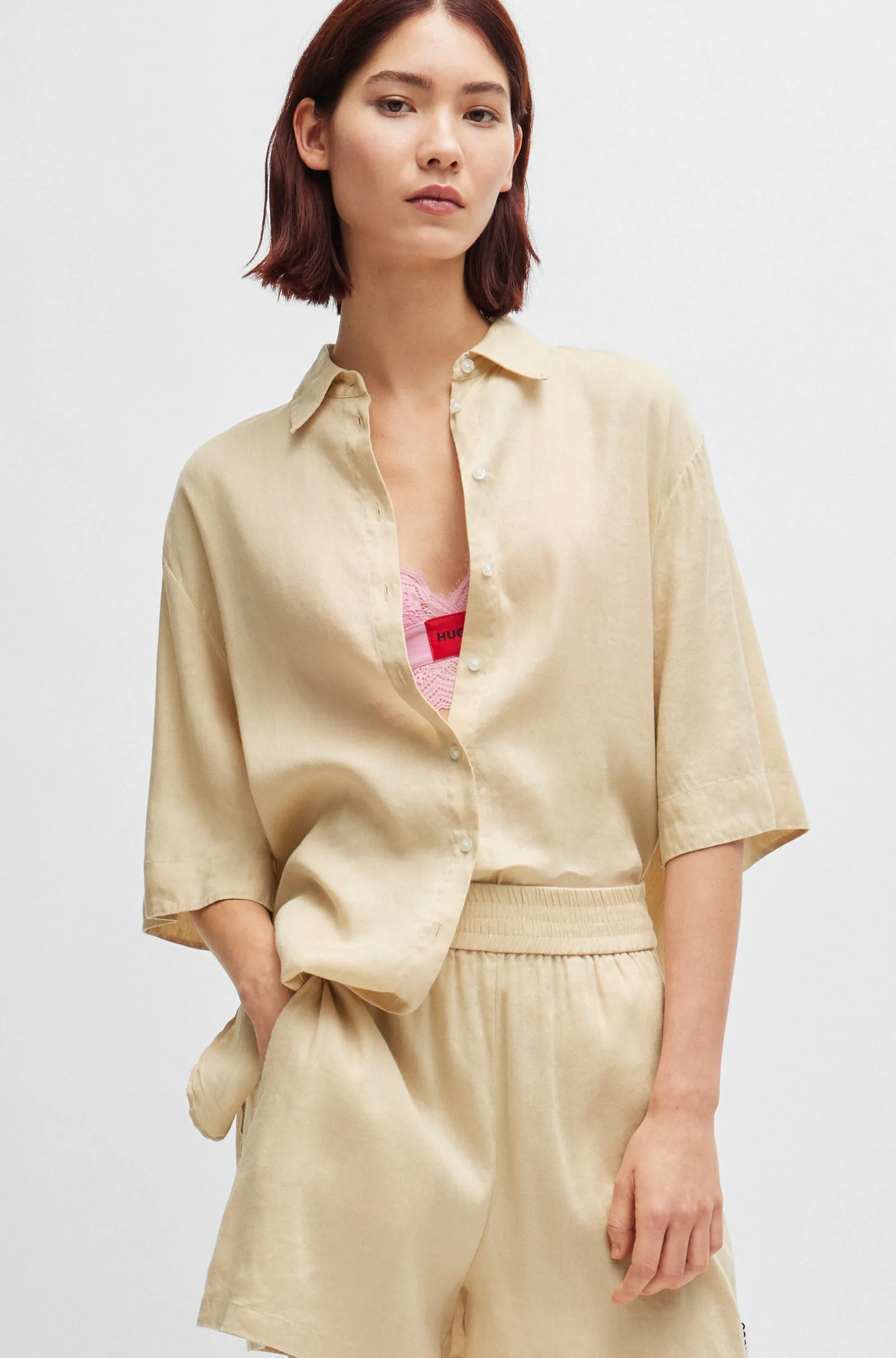 Рубашка с коротким рукавом Regular Fit для женщин (476304), цвет Бежевый - №2