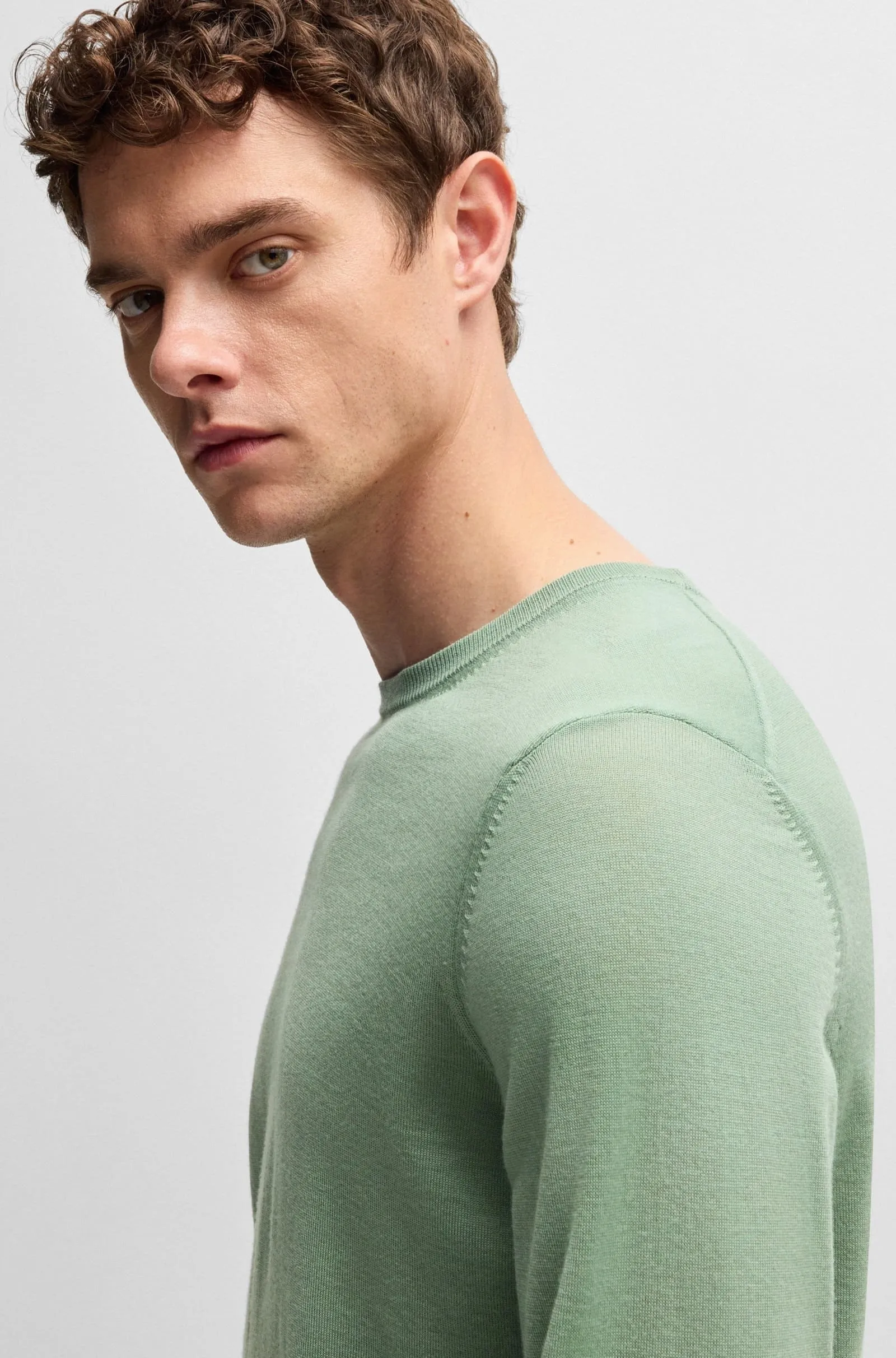 Джемпер Slim Fit для чоловіків (477236), колір Оливковий - №5