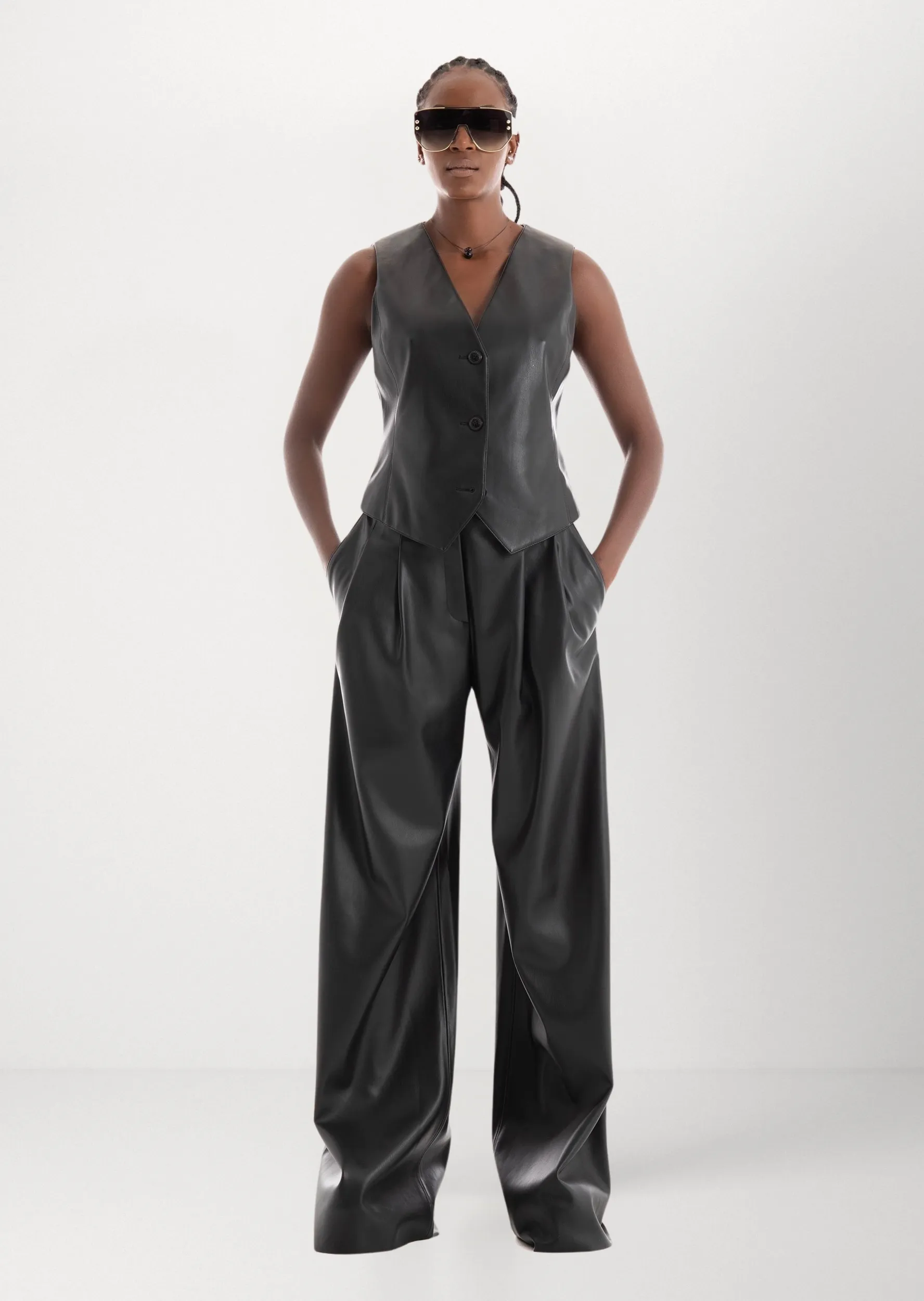 Брюки повседневные Relaxed Fit Высокая