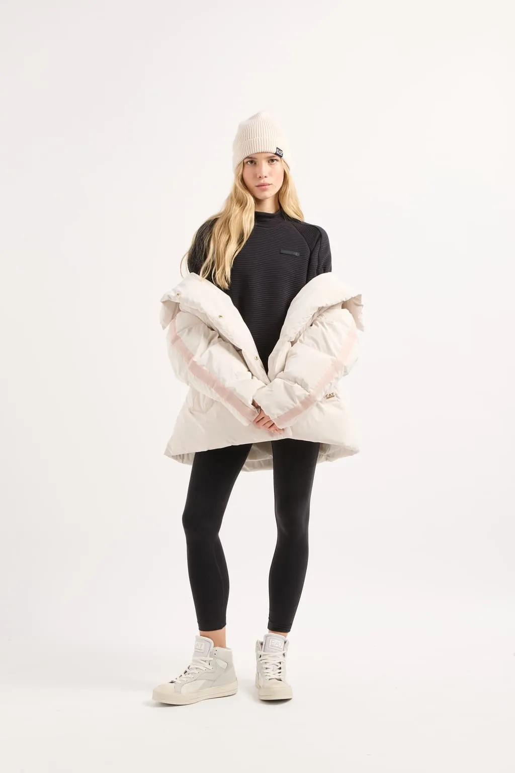 Куртка зимняя Relaxed Fit для женщин (477529), цвет Белый - №3